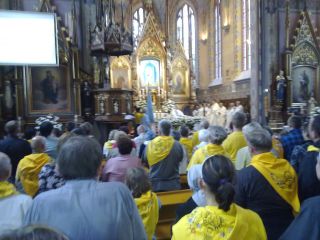 Rozpoczęła się msza św.…